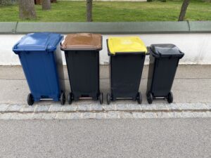 Leerung der Mülltonnen bei Hitze bereits ab 5 Uhr